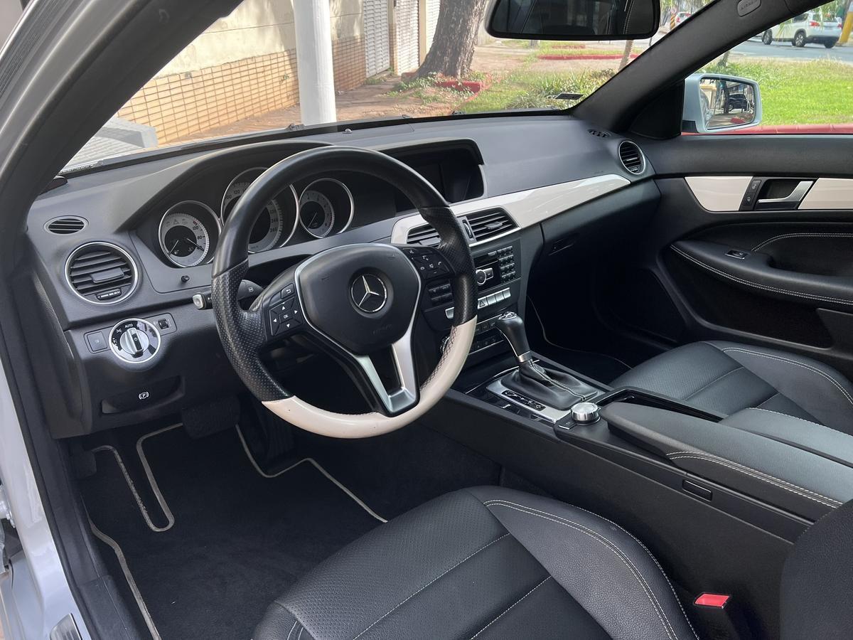 Mercedes-benz C-180 Cgi Coupe Sport 1.6 Tb 16v Aut.