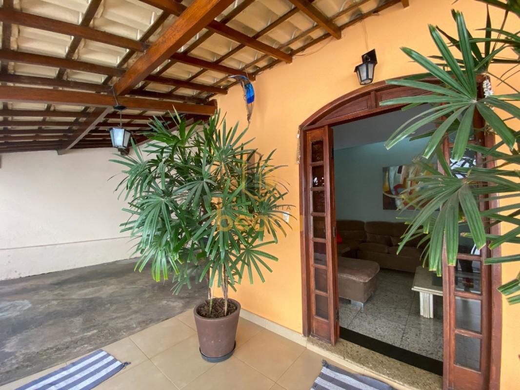 Casa, Parque Xangri-lá, 4 Quartos, 4 Vagas, 2 Suítes