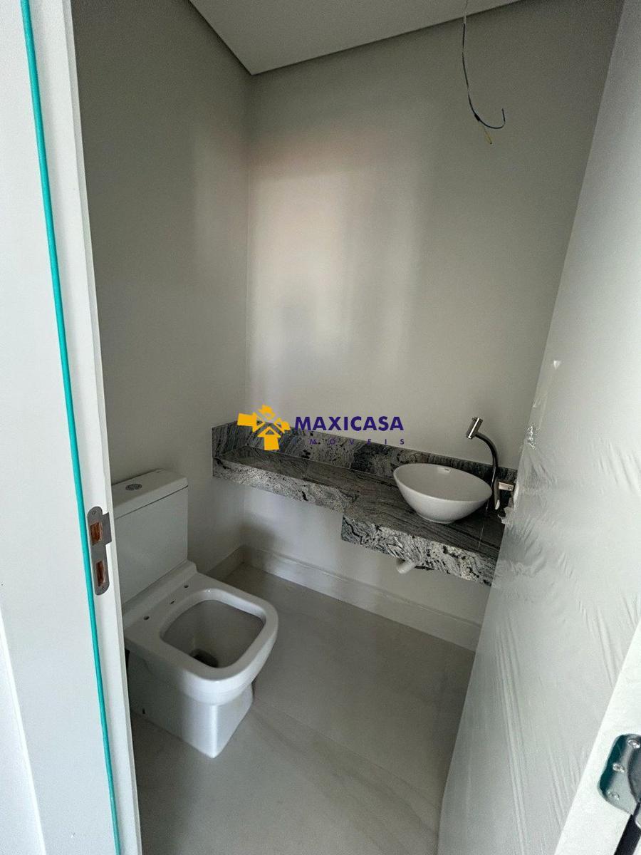 Apartamento, Jaraguá, 4 Quartos, 3 Vagas, 1 Suíte