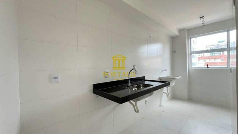 Apartamento, Sagrada Família, 3 Quartos, 2 Vagas, 1 Suíte