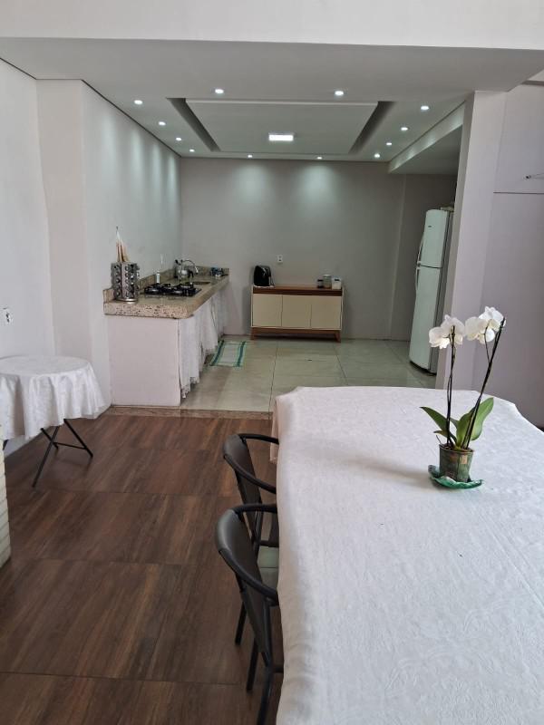 Casa, Conjunto Água Branca, 4 Quartos, 3 Vagas, 1 Suíte