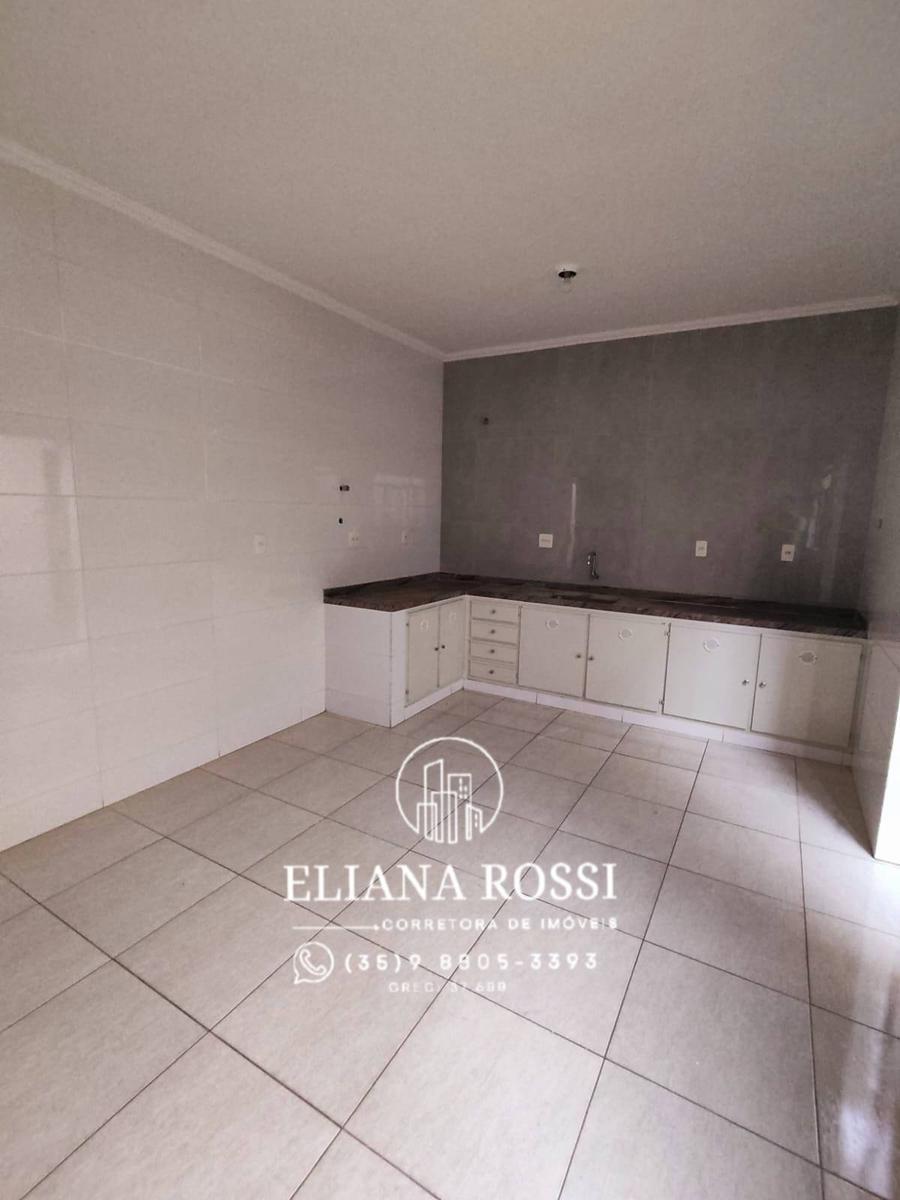 Casa, Centro, 4 Quartos, 5 Vagas, 1 Suíte