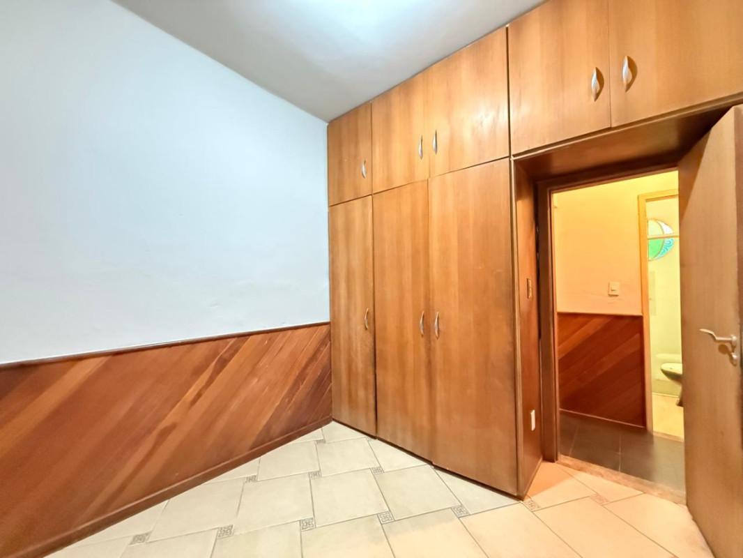 Casa, Sagrada Família, 3 Quartos, 2 Vagas, 2 Suítes