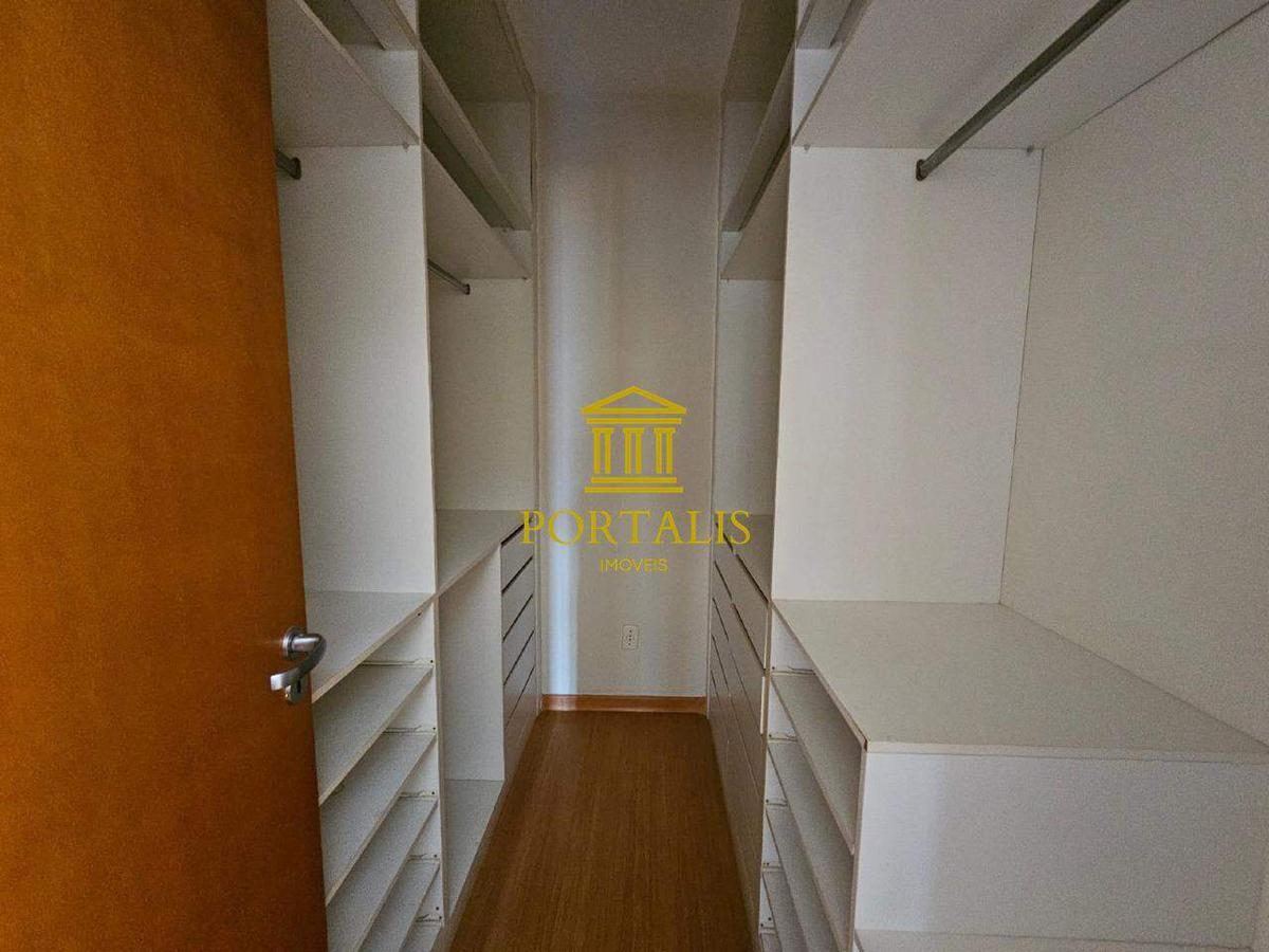 Apartamento, Santa Teresa, 4 Quartos, 4 Vagas, 2 Suítes