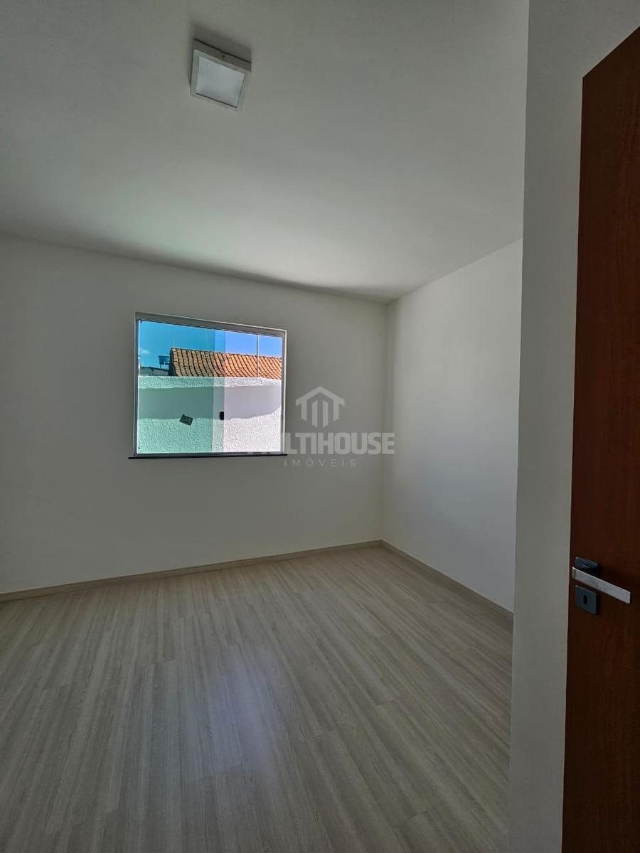 Casa, Jardim Leblon, 2 Quartos, 2 Vagas, 1 Suíte