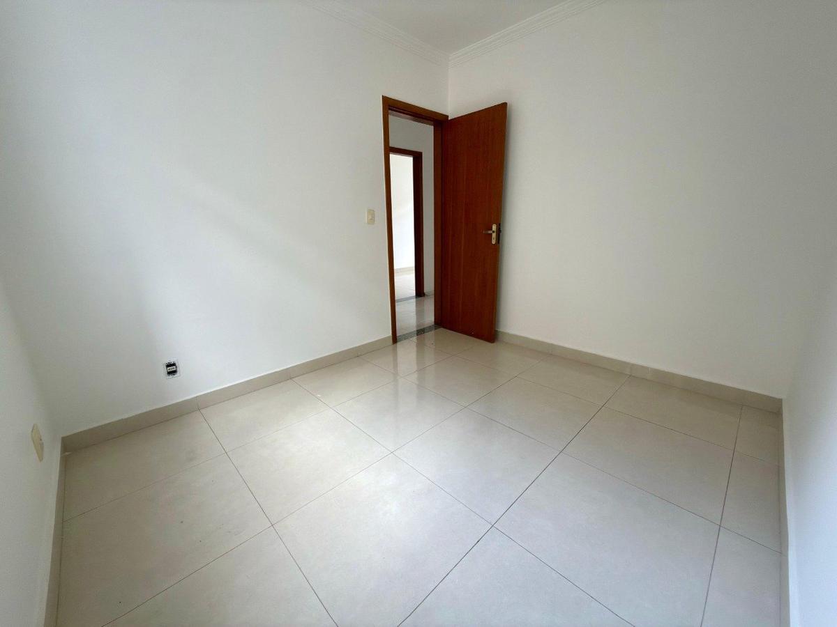 Apartamento, Santa Branca, 3 Quartos, 2 Vagas, 1 Suíte