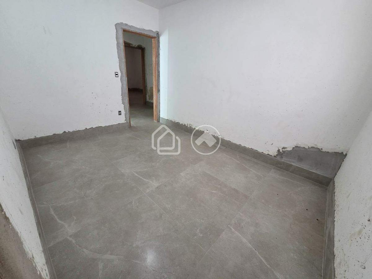 Casa, Buritis, 3 Quartos, 4 Vagas, 2 Suítes