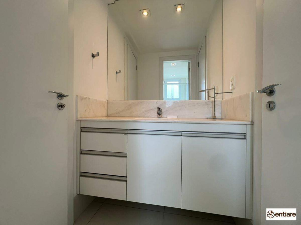 Apartamento, Coração de Jesus, 4 Quartos, 3 Vagas, 2 Suítes