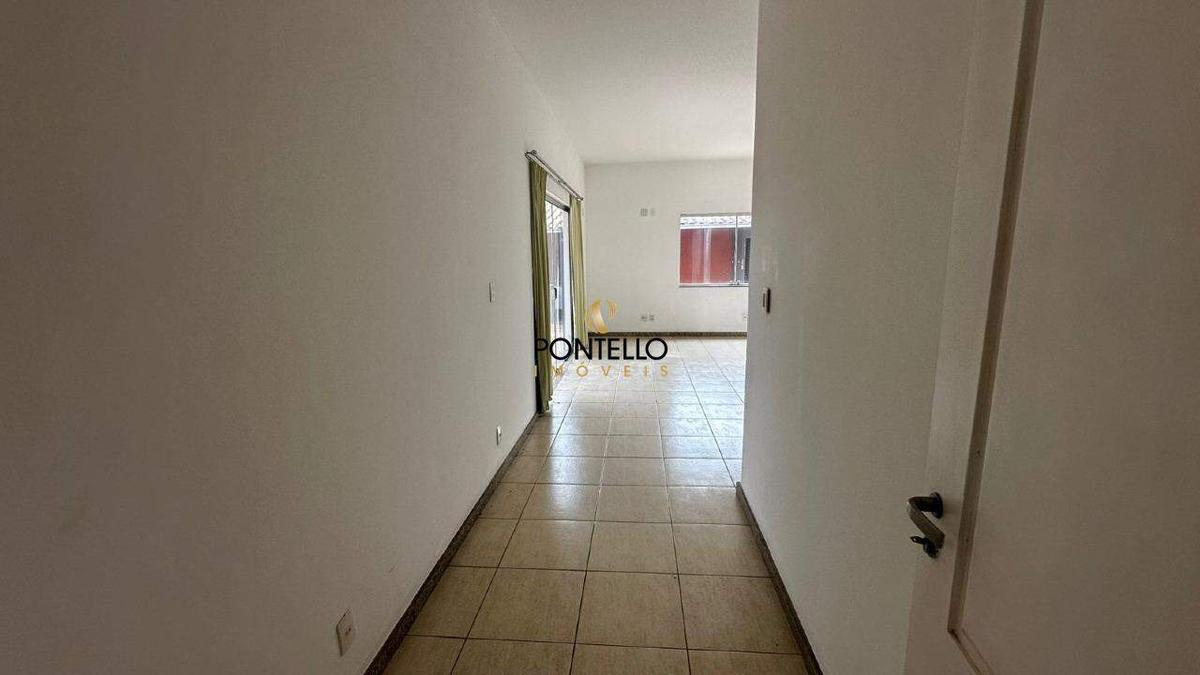 Casa, Santa Rita de Cássia, 3 Quartos, 2 Vagas, 2 Suítes
