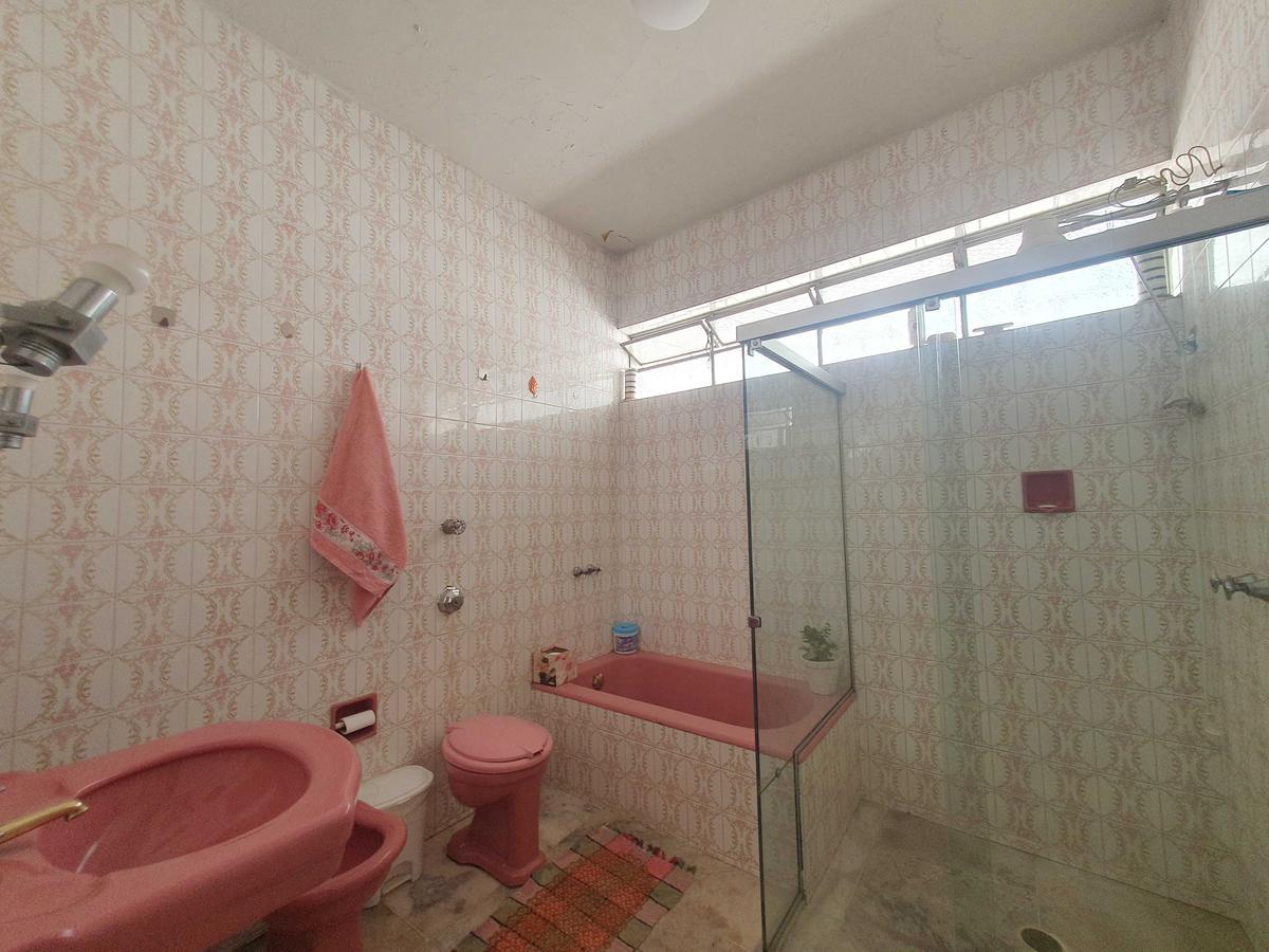 Casa, Barroca, 3 Quartos, 12 Vagas, 1 Suíte