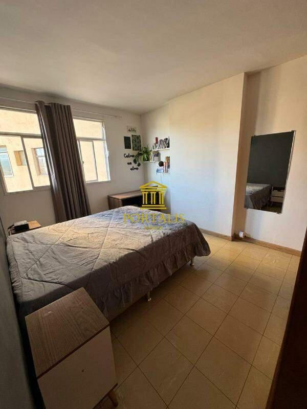 Apartamento, Floresta, 1 Quarto, 0 Vaga