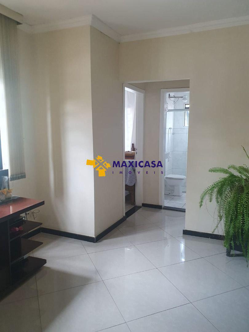 Casa, Trevo, 3 Quartos, 6 Vagas, 1 Suíte