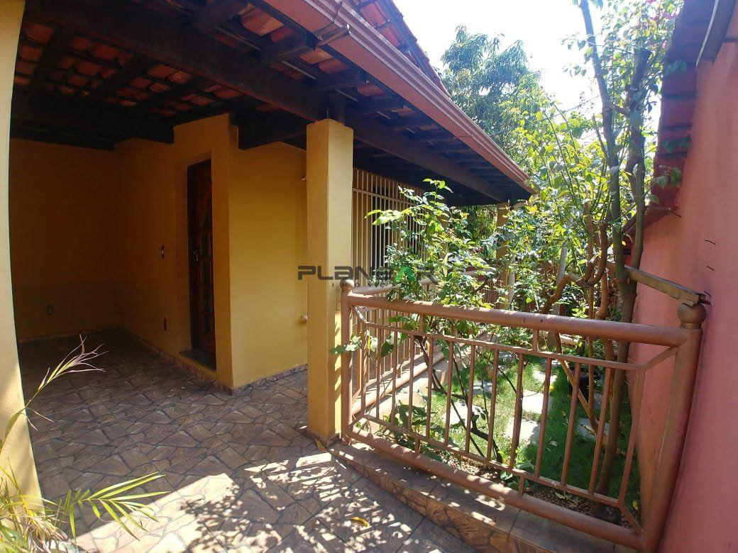 Casa, Novo Riacho, 4 Quartos, 6 Vagas, 1 Suíte