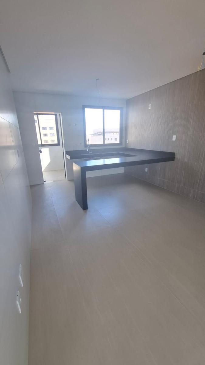 Apartamento, Jaraguá, 4 Quartos, 3 Vagas, 1 Suíte