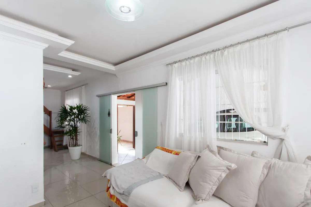 Casa, Santa Mônica, 4 Quartos, 4 Vagas, 1 Suíte