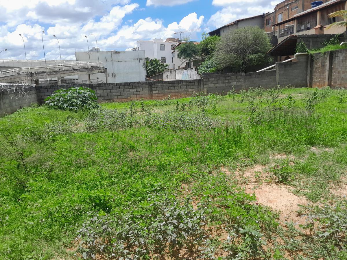 Prédio, Floramar, 0 Quarto, 0 Vaga