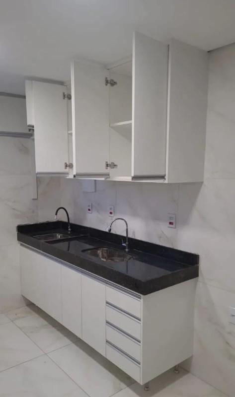 Apartamento, Novo das Indústrias (barreiro), 3 Quartos, 0 Vaga