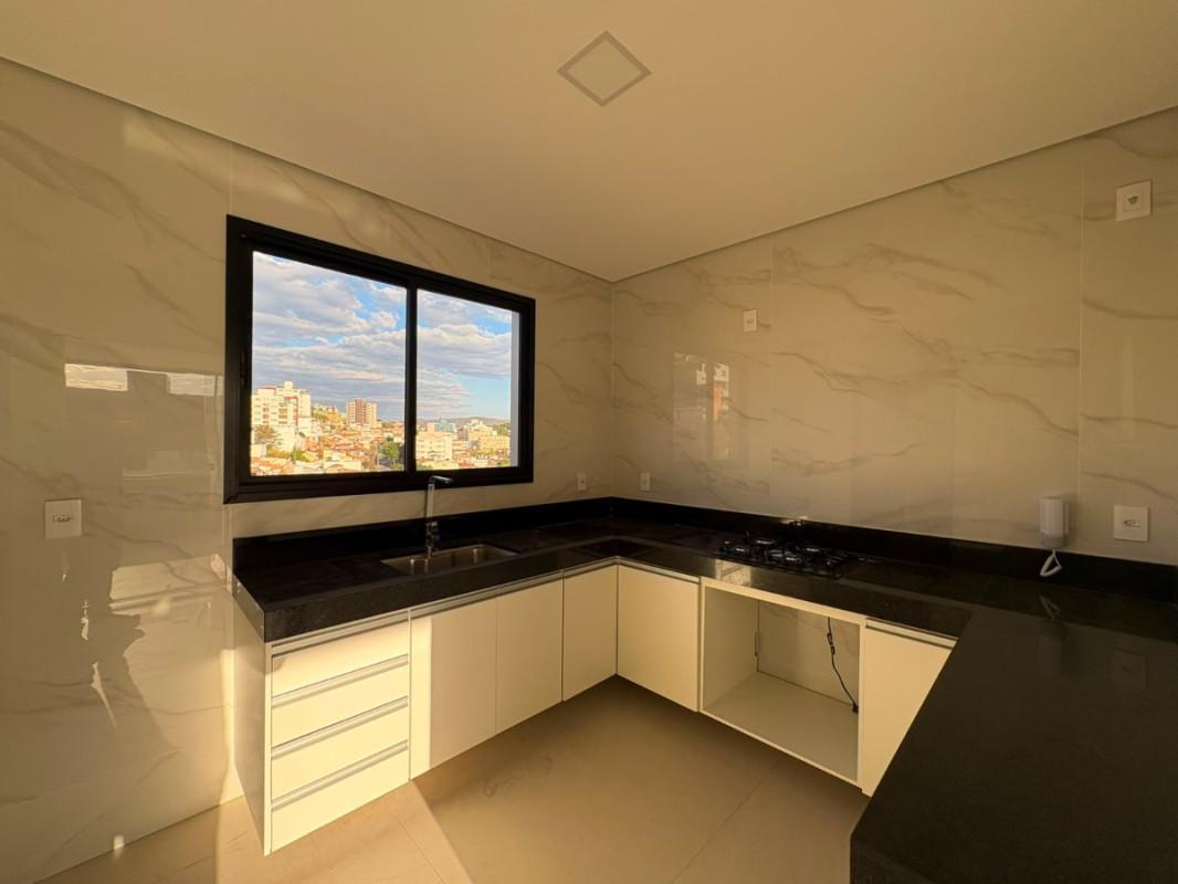 Apartamento, Jardim Riacho das Pedras, 3 Quartos, 2 Vagas, 1 Suíte