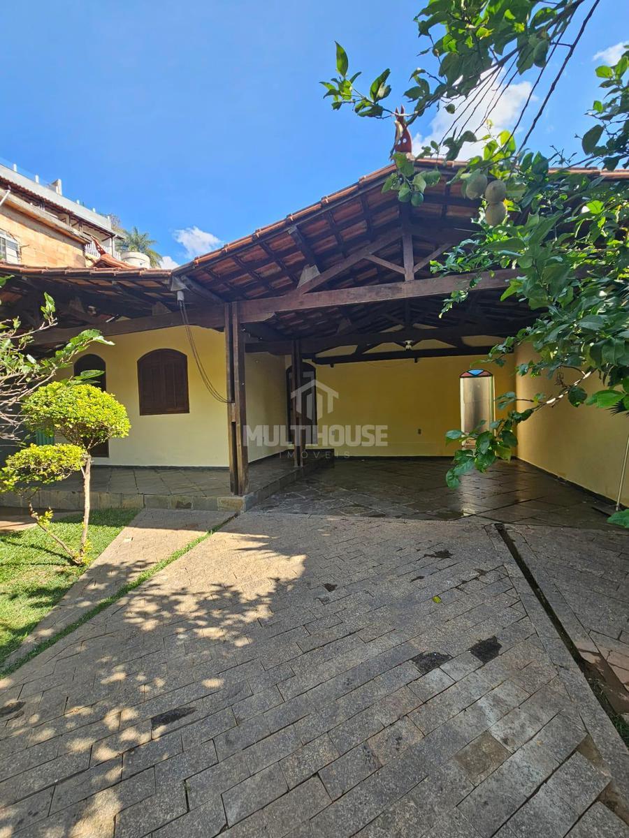 Casa, Ouro Preto, 3 Quartos, 2 Vagas, 1 Suíte