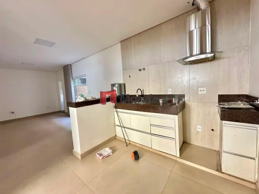 Casa, Itapoã, 2 Quartos, 1 Vaga, 2 Suítes