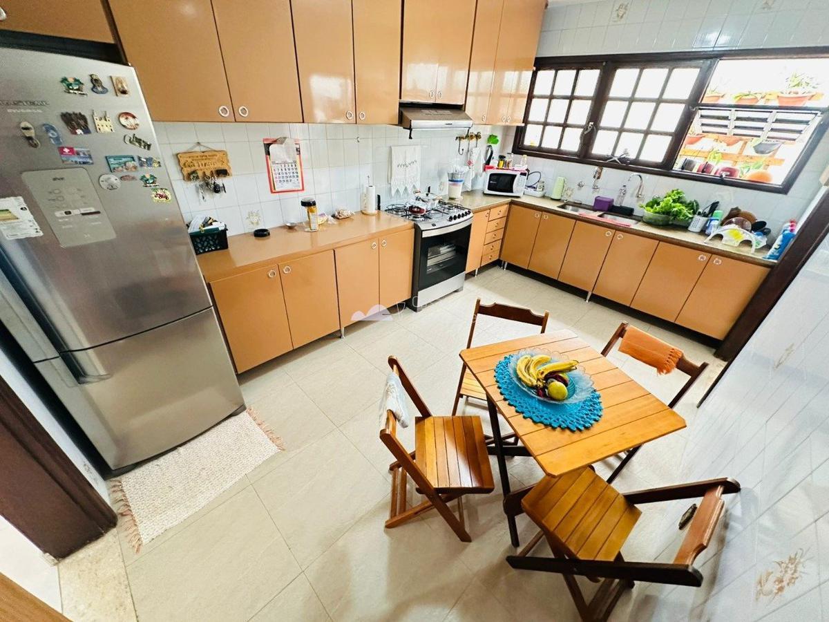 Casa, Santa Mônica, 3 Quartos, 6 Vagas, 1 Suíte