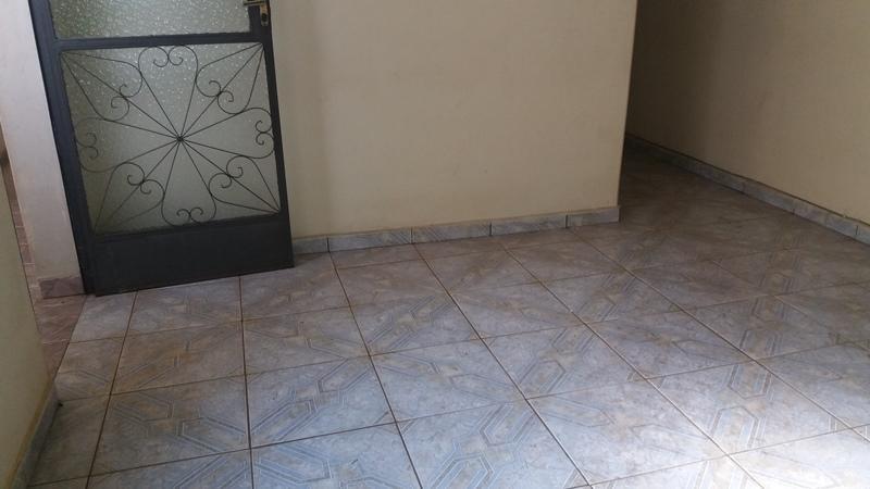 Casa, Centro, 4 Quartos, 0 Vaga, 1 Suíte