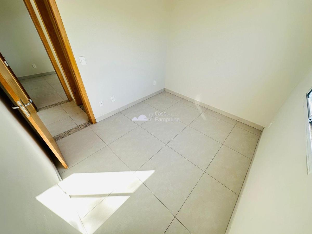 Apartamento, Santa Mônica, 2 Quartos, 1 Vaga