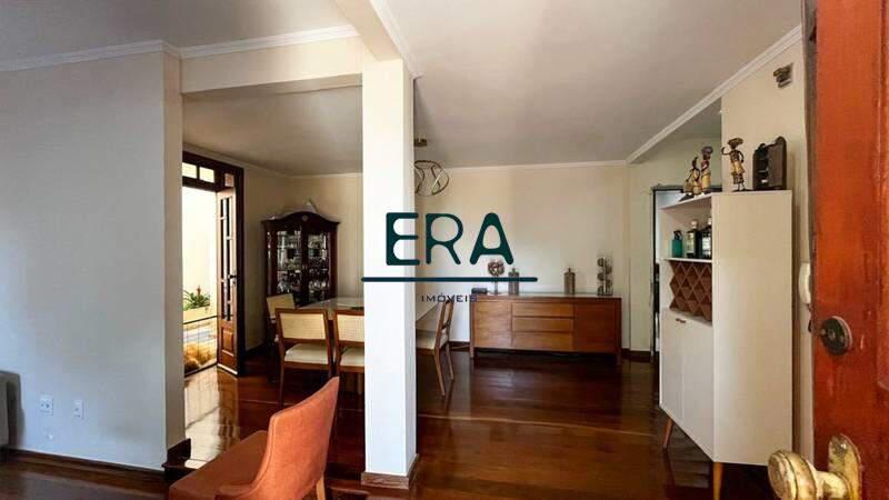 Casa, Comiteco, 4 Quartos, 4 Vagas, 2 Suítes