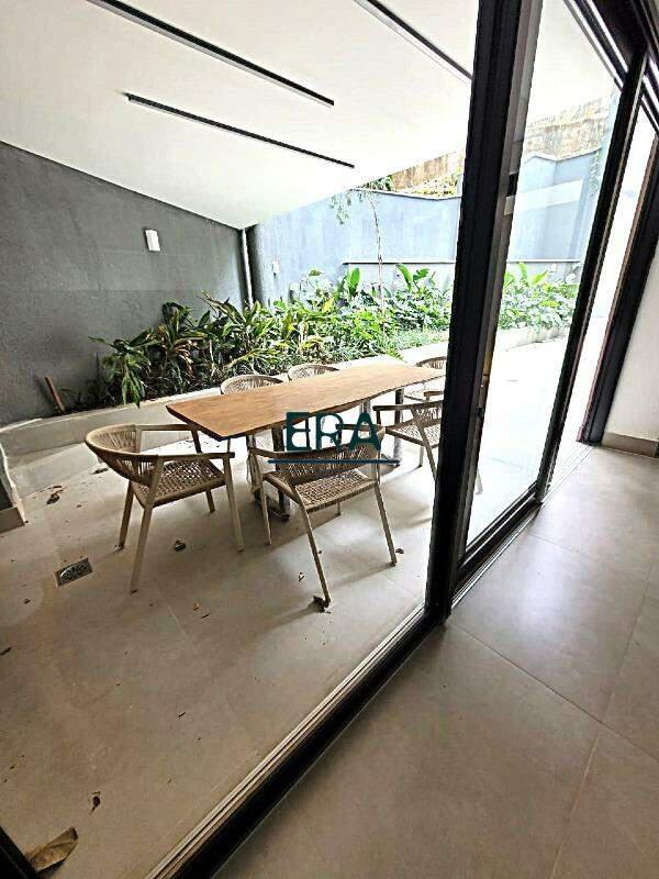 Cobertura, Luxemburgo, 3 Quartos, 2 Vagas, 2 Suítes