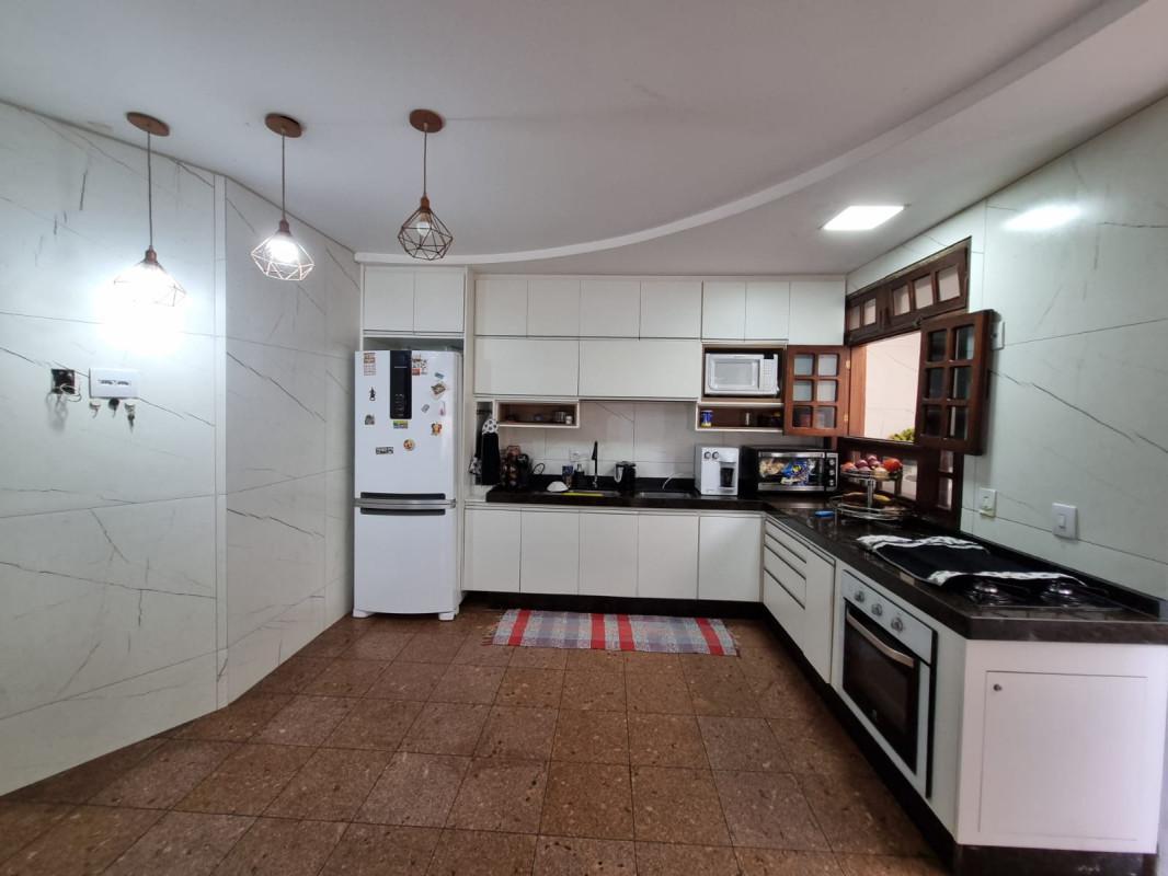 Casa, Jardim Riacho das Pedras, 3 Quartos, 4 Vagas, 2 Suítes