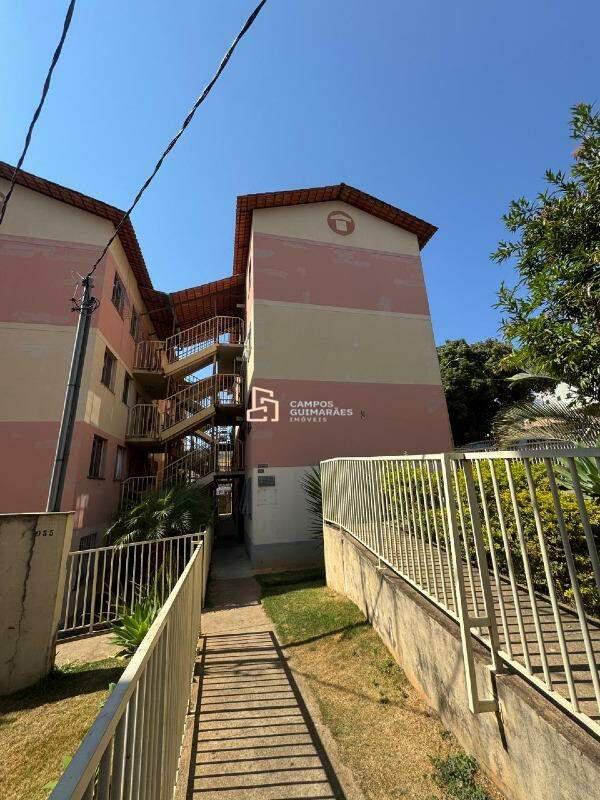 Apartamento, Solar do Barreiro, 2 Quartos, 1 Vaga