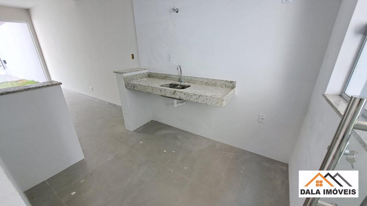 Casa, Planalto, 2 Quartos, 1 Vaga, 1 Suíte