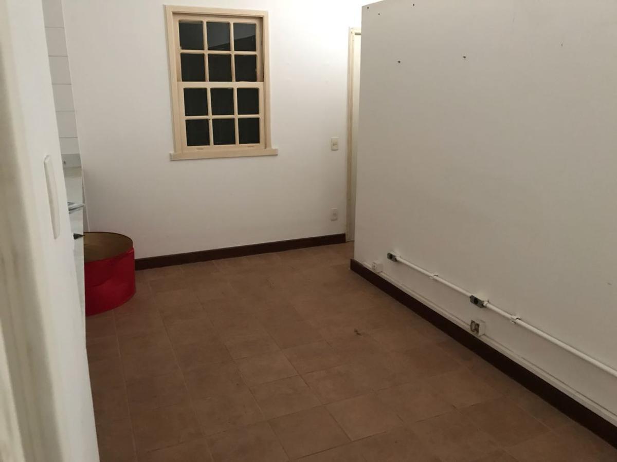 Casa Comercial, Cruzeiro, 0 Quarto, 0 Vaga