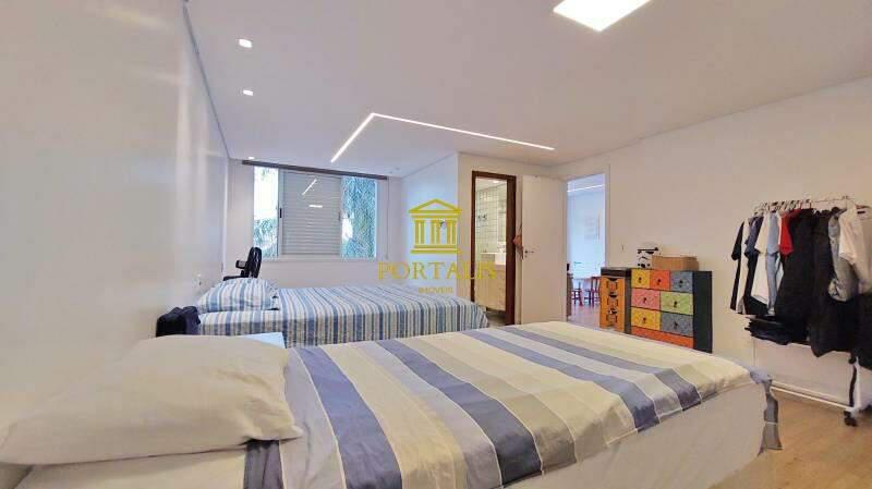 Casa, Comiteco, 5 Quartos, 3 Vagas, 4 Suítes