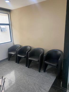 Conjunto de Salas, Funcionários