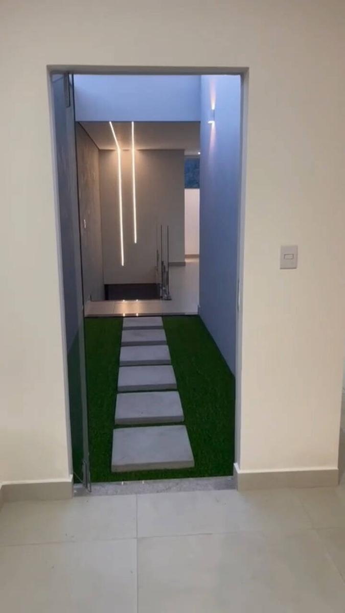 Casa, Belvedere, 3 Quartos, 2 Vagas, 1 Suíte