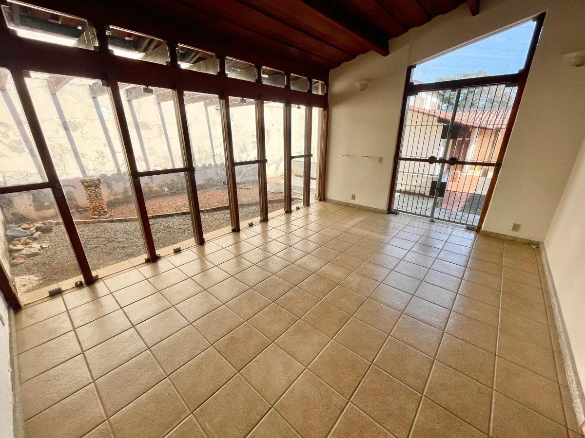 Casa, Santa Amélia, 5 Quartos, 6 Vagas, 2 Suítes