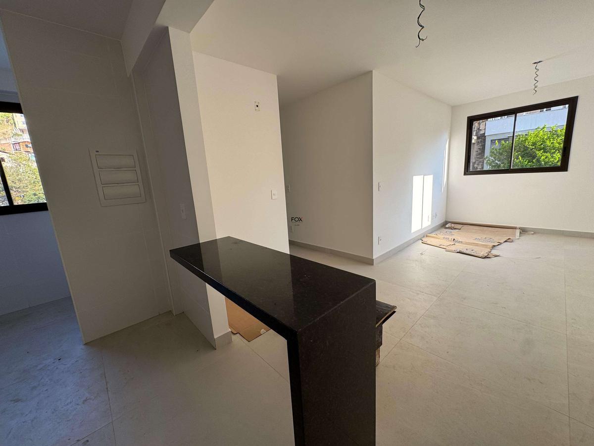 Apartamento, Serra, 2 Quartos, 2 Vagas, 1 Suíte