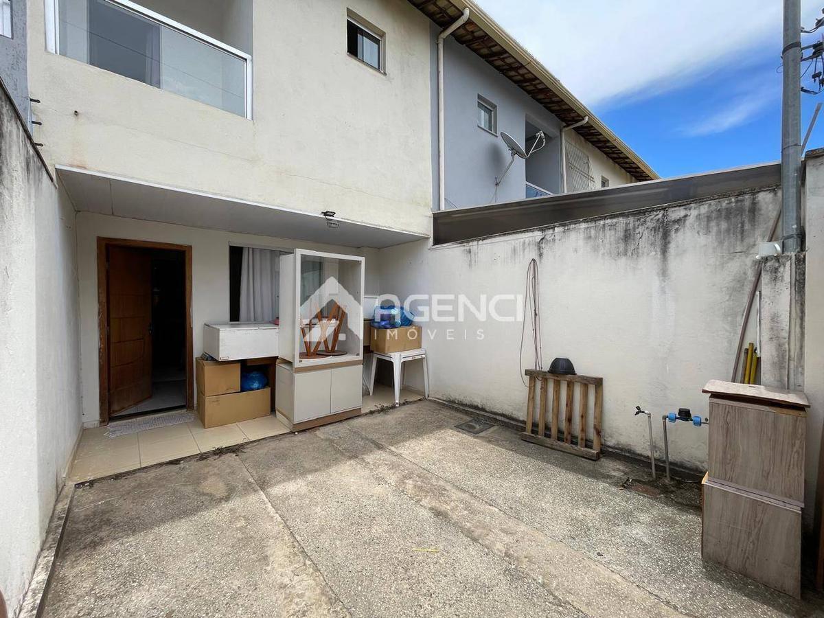 Casa, Parque Xangri-lá, 2 Quartos, 0 Vaga, 2 Suítes
