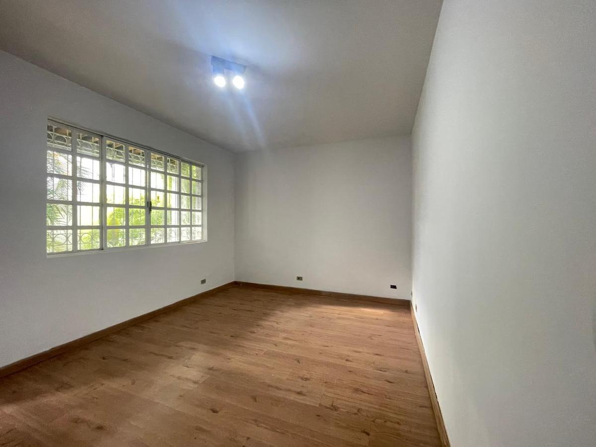 Casa, Cidade Nova, 3 Quartos, 4 Vagas, 1 Suíte
