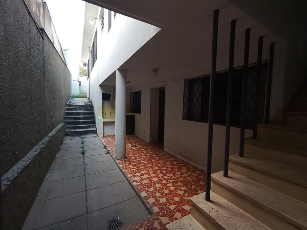 Casa, Nova Suíssa, 4 Quartos, 3 Vagas, 1 Suíte