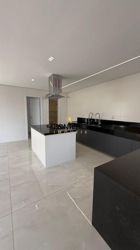 Casa, Alphaville, 4 Quartos, 4 Vagas, 4 Suítes