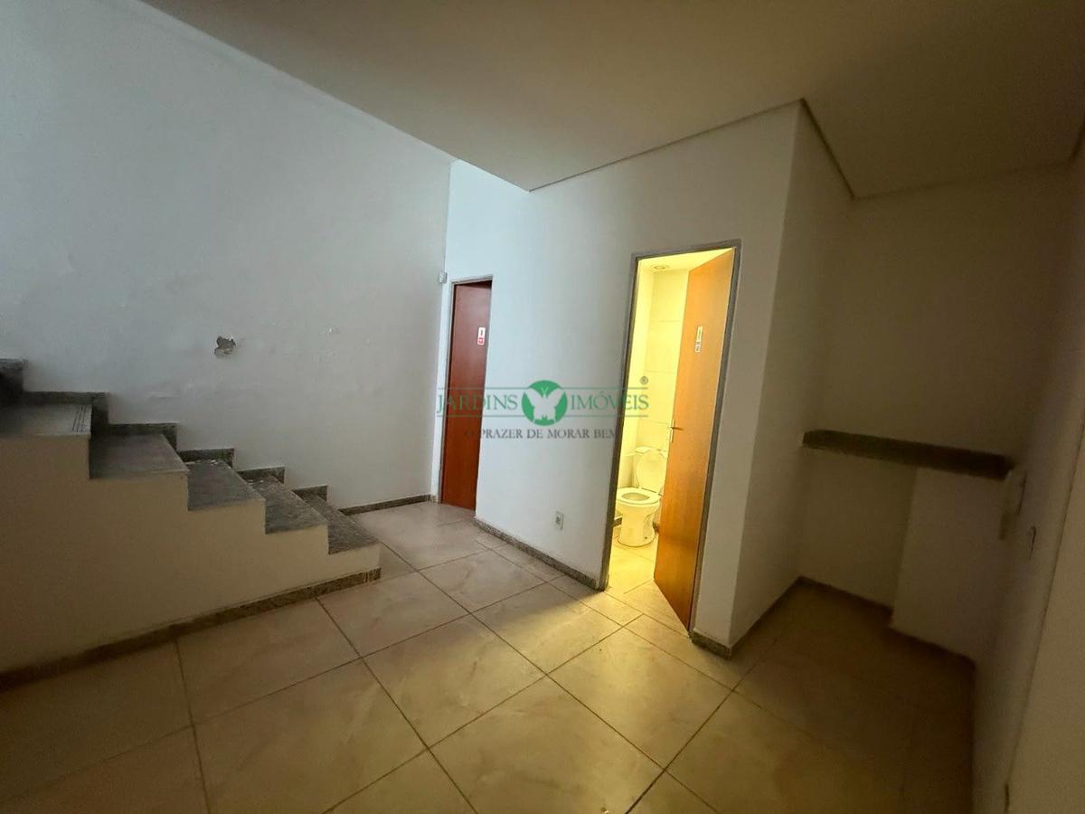 Galpão, São Francisco, 0 Quarto, 0 Vaga