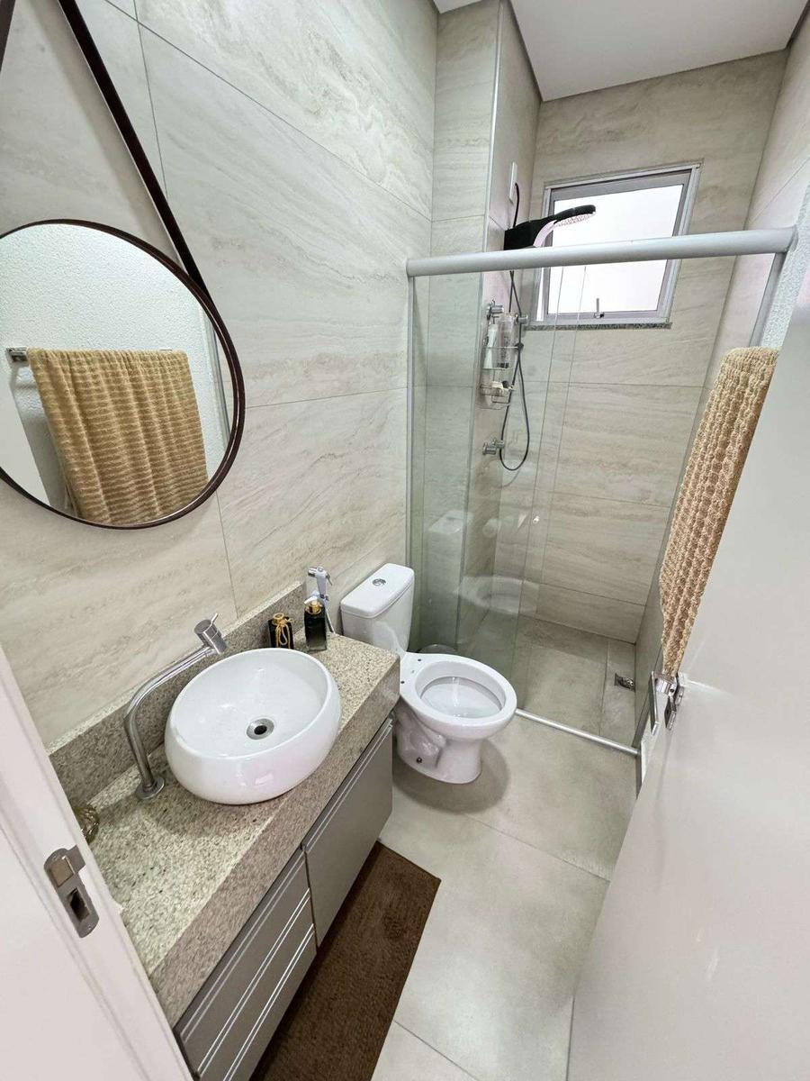Apartamento, Sagrada Família, 2 Quartos, 2 Vagas, 1 Suíte