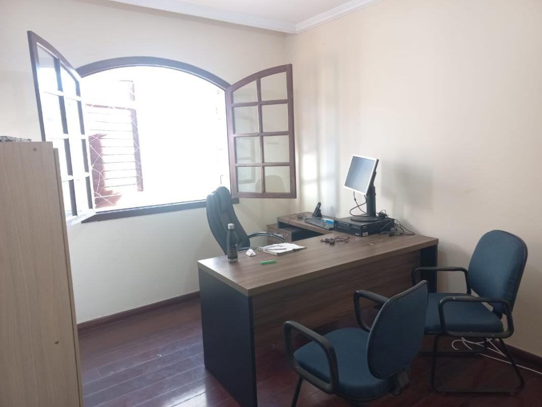Casa, Itapoã, 4 Quartos, 5 Vagas, 1 Suíte