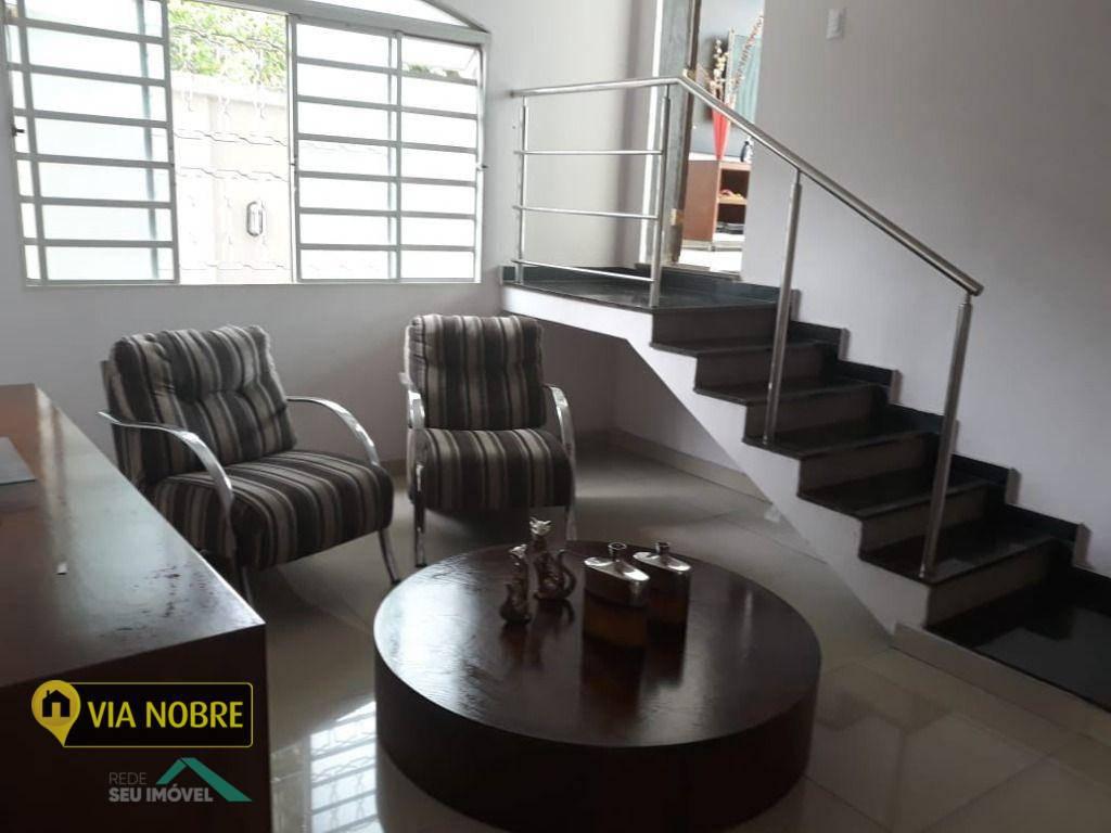 Casa em Condomínio, Santa Amélia, 4 Quartos, 3 Vagas, 2 Suítes
