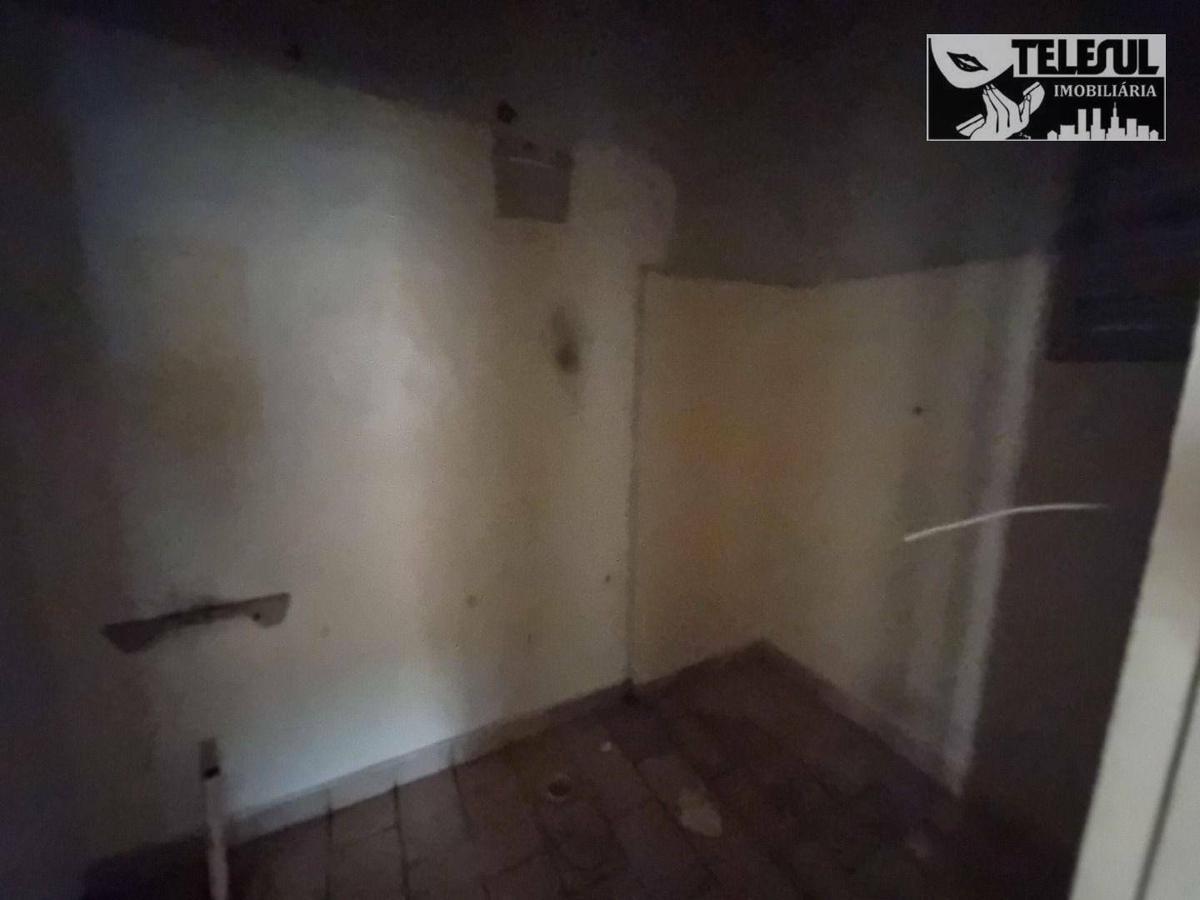 Andar, Centro, 0 Quarto, 0 Vaga