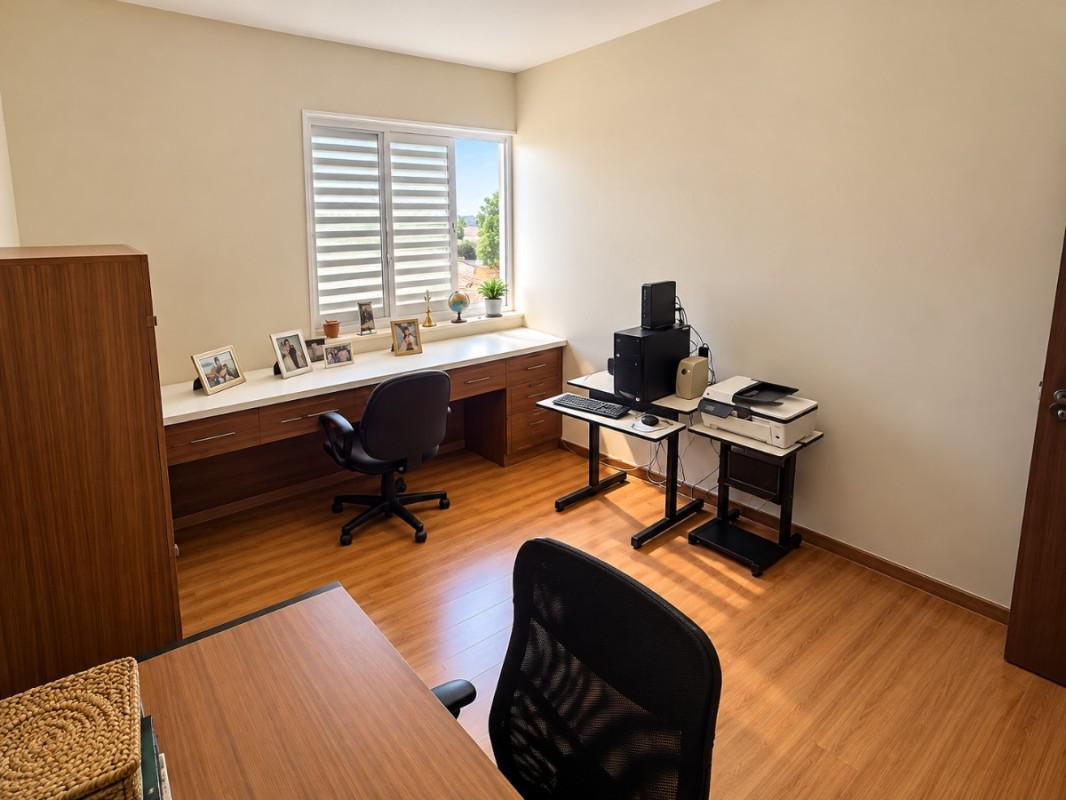 Casa, Jaraguá, 5 Quartos, 4 Vagas, 1 Suíte