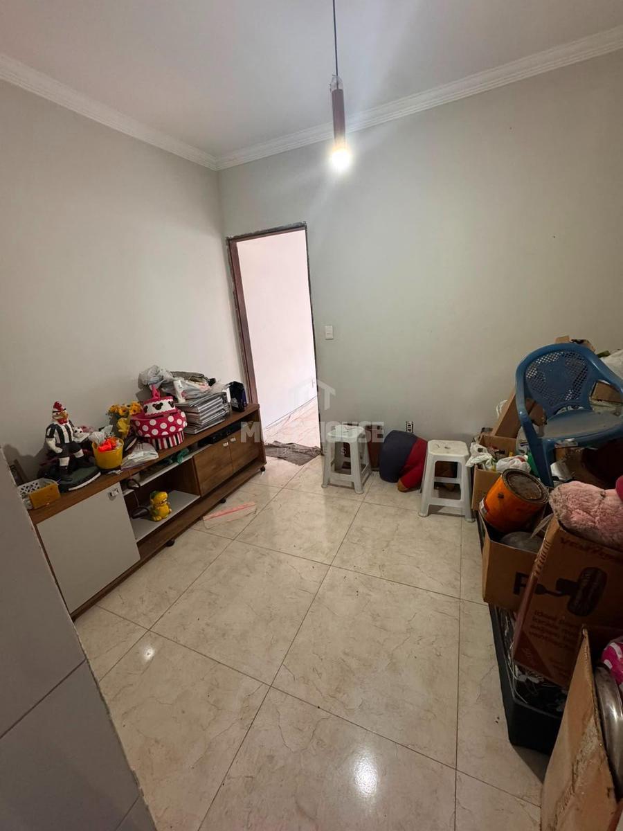 Casa, Candelária, 4 Quartos, 3 Vagas, 1 Suíte