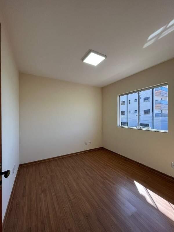 Casa, Diamante, 4 Quartos, 3 Vagas, 1 Suíte